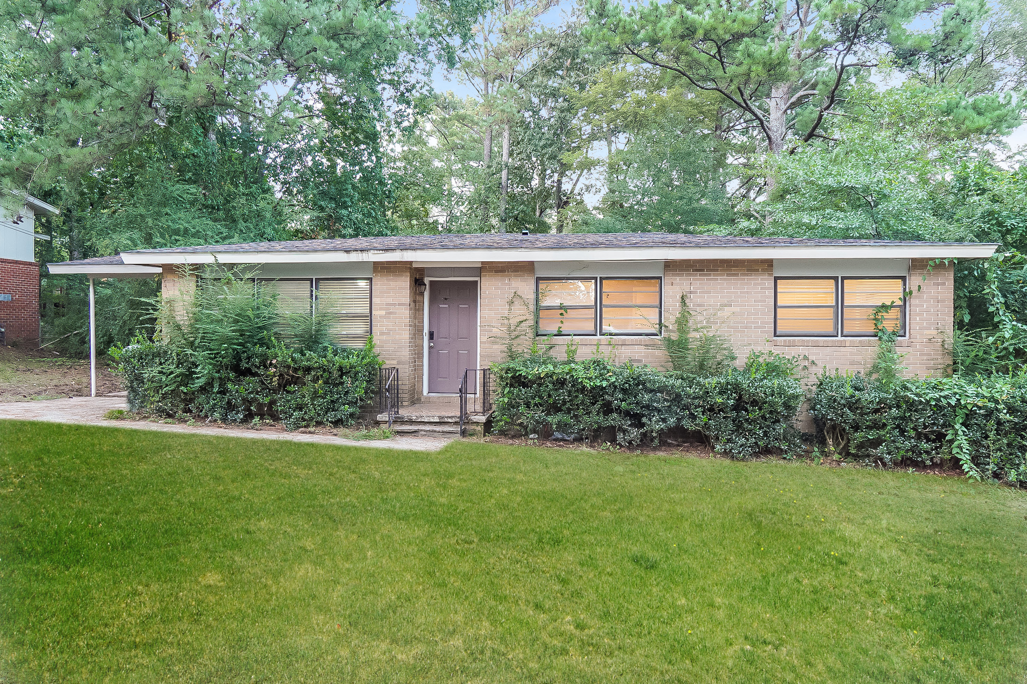 324 13th Ter NW Center Point, AL 35215